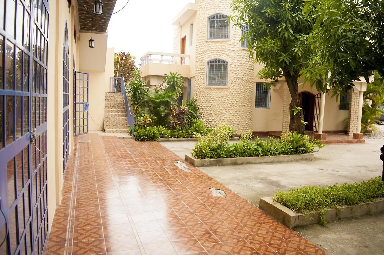 Hotel Le Manguier ile iletişim